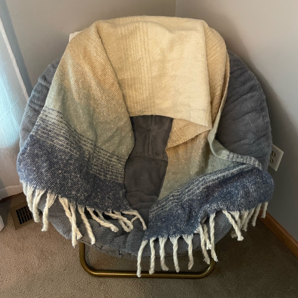 aerie scarf